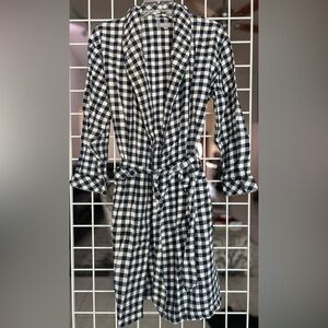 Lord & Taylor navy and Cream Checkered Flannel Robe